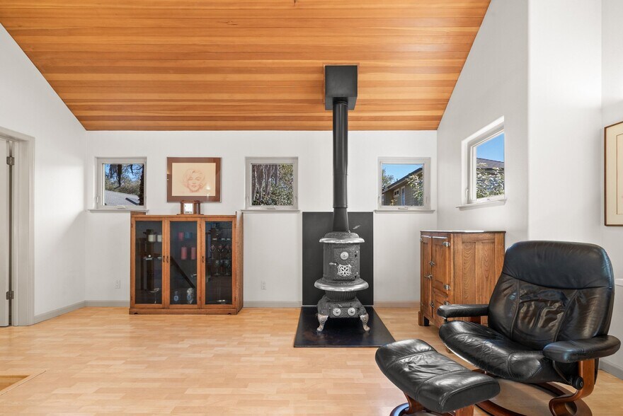 More Photos Of 518 Capitola Ave, Capitola Multifamily For Sale