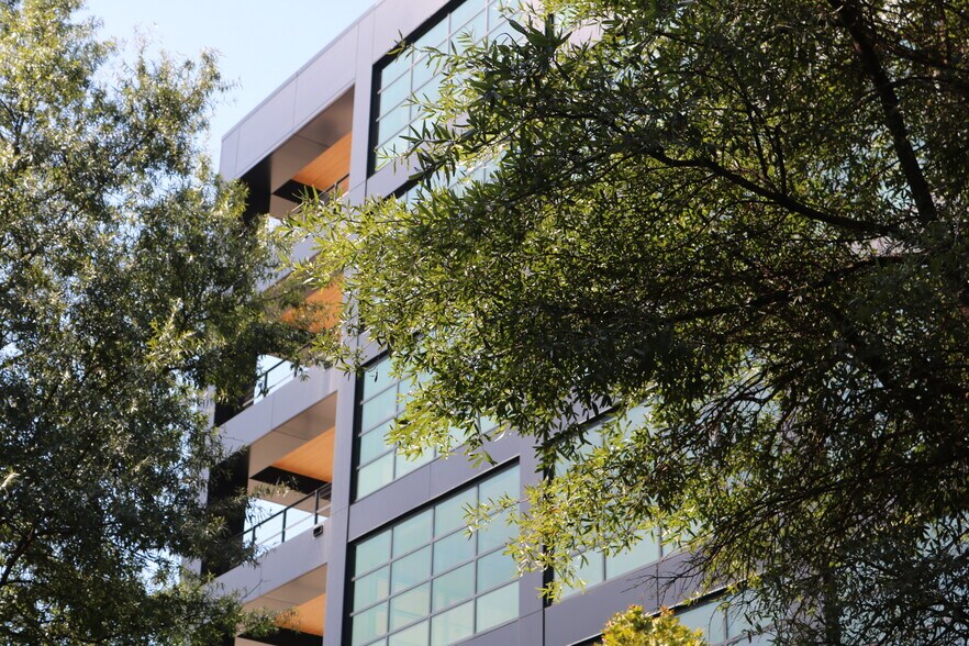 More Photos Of 383 17th St NW, Atlanta Office For Lease