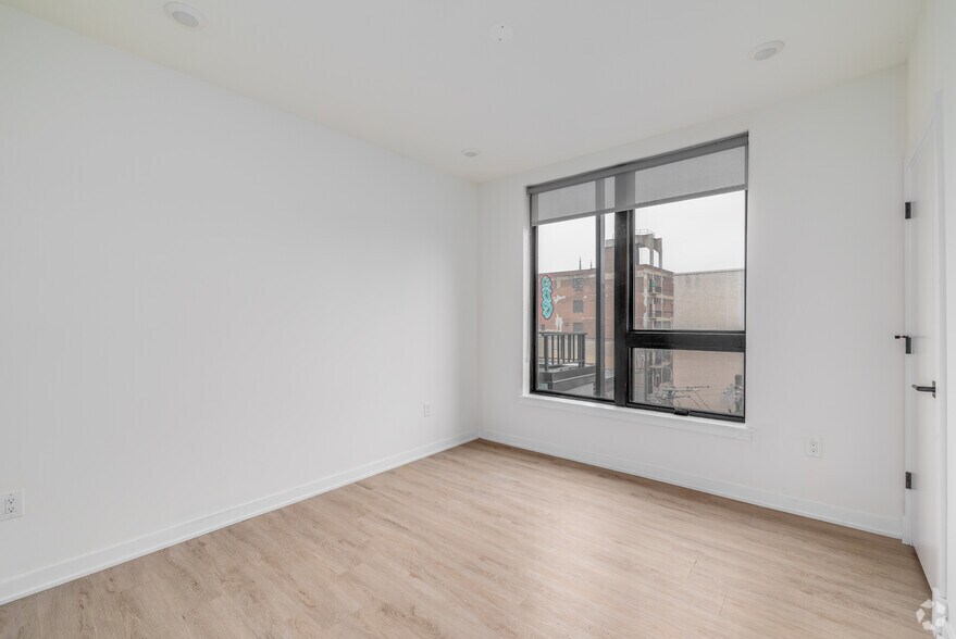 More Photos Of 500 N 13th St, Philadelphia Multifamily For Sale