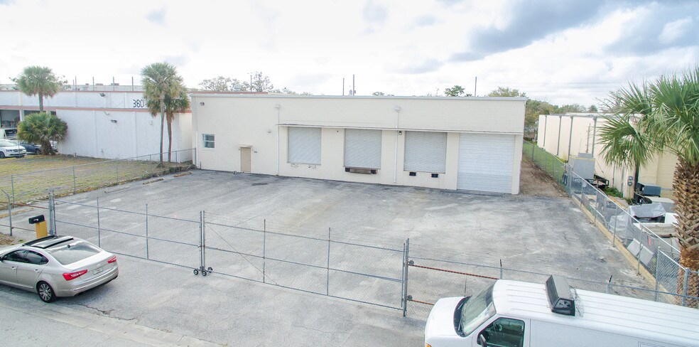 More Photos Of 380 27th St, Orlando Warehouse For Sale