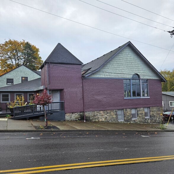 Primary Photo Of 155 N Elm St, Kalama Storefront Retail Residential For Sale