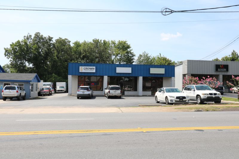 More Photos Of 1305 W Poinsett St, Greer Storefront Retail Office For Sale