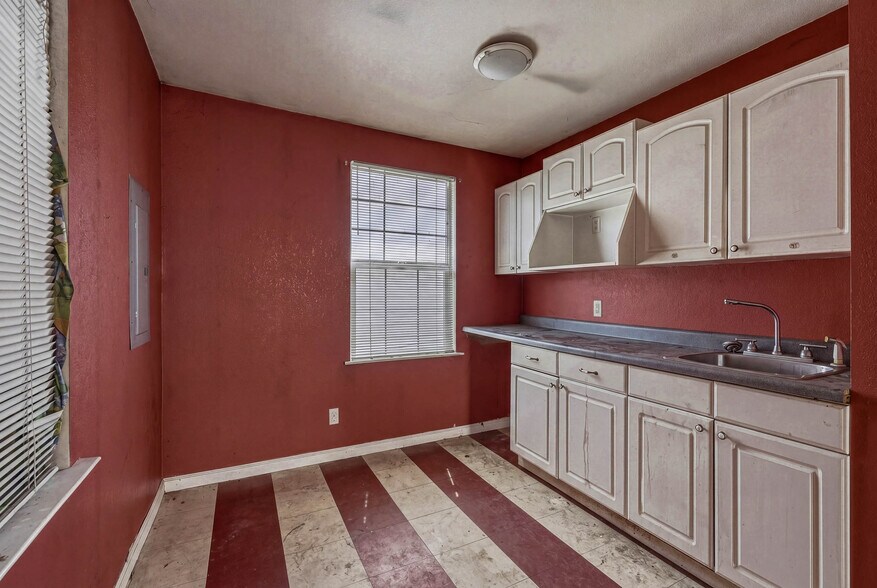 More Photos Of 12487 The Plaza, Clearlake Oaks Religious Facility For Sale