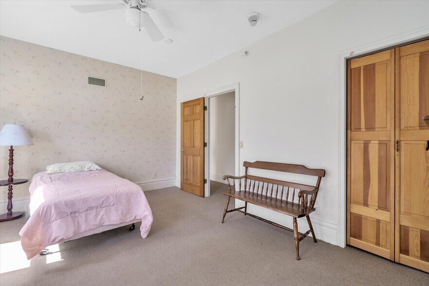 More Photos Of 121 S 5th St, Evansville Assisted Living For Sale