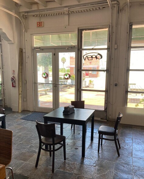 More Photos Of 3 N Scenic Hwy, Frostproof Garden Center For Lease