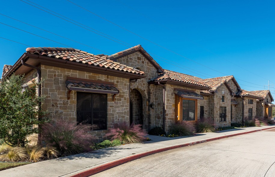 More Photos Of 590 N Kimball Ave, Southlake Office For Lease