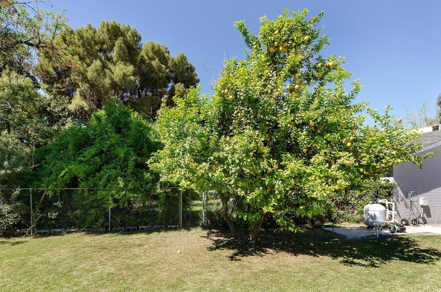 More Photos Of 1051 N Grand, Mesa Assisted Living For Sale