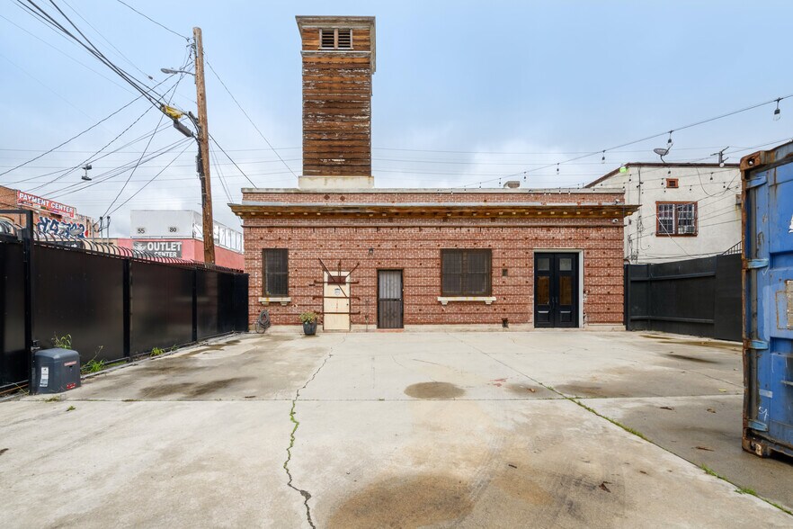 More Photos Of 244 W Florence Ave, Los Angeles Freestanding For Sale