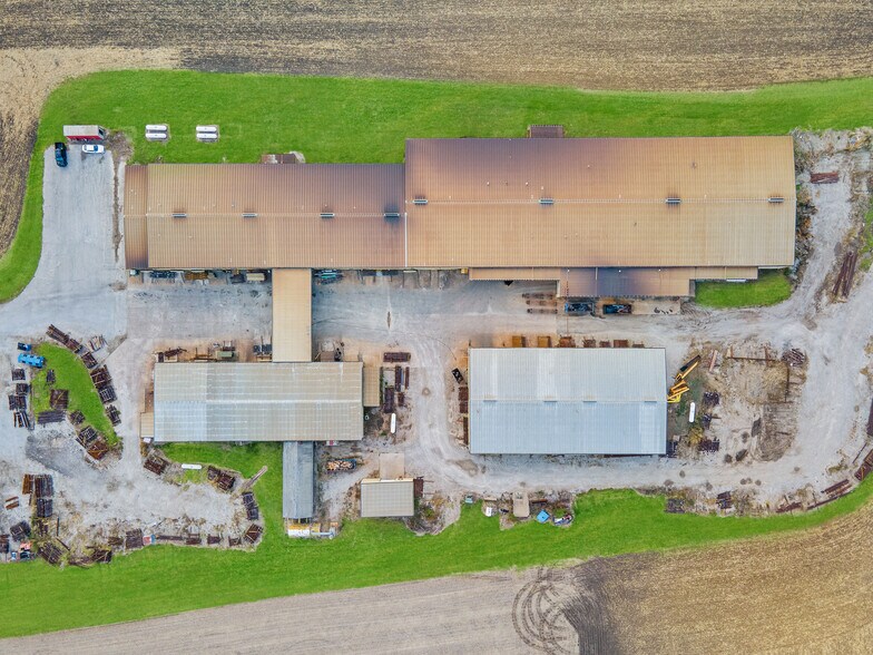 More Photos Of 5704 E 1700 North Rd, Danvers Industrial For Lease