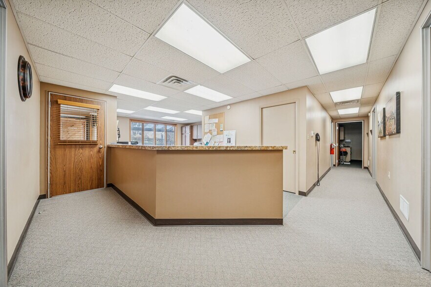 More Photos Of 985 Penn St, Brackenridge Medical For Sale