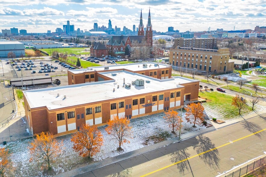 More Photos Of 1460 E Forest Ave, Detroit Specialty For Sale