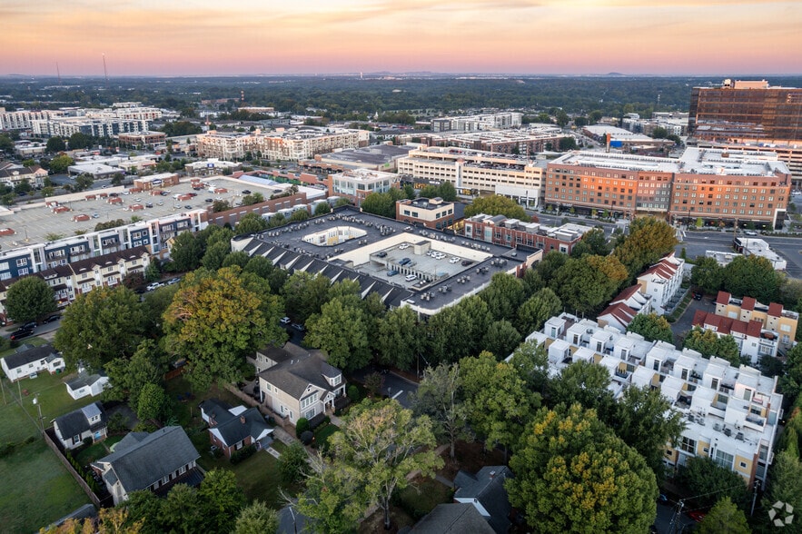 More Photos Of 2115-2135 Southend Dr, Charlotte Apartments For Lease