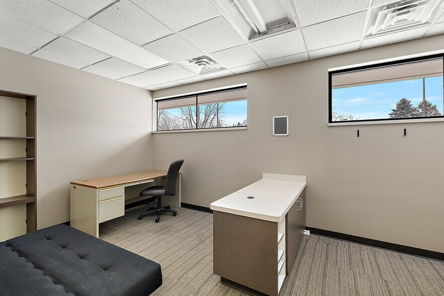 More Photos Of 1794 N Lapeer Rd, Lapeer Medical For Lease