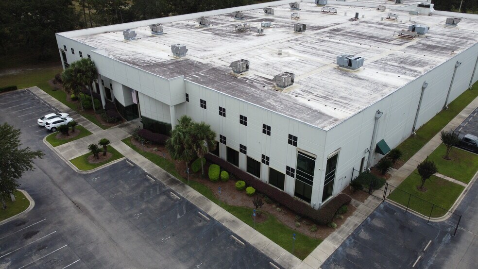 More Photos Of 509 Commerce Blvd, Crawfordville Warehouse For Lease