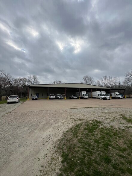 More Photos Of 5505 Linwood Dr, Tyler Warehouse For Sale