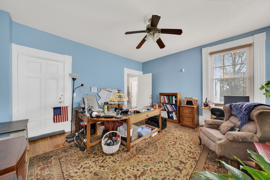 More Photos Of 446 County St, New Bedford Office For Sale