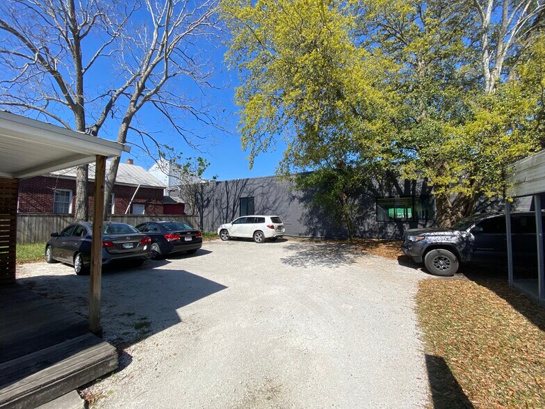 More Photos Of 704 Meeting St, Charleston Office Residential For Lease