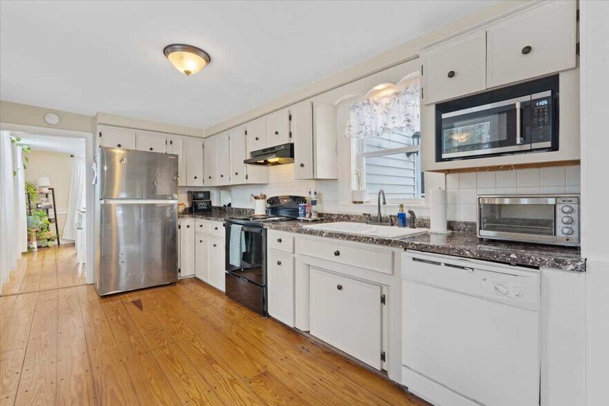 More Photos Of 107 Boston Rd, Sutton Land For Sale