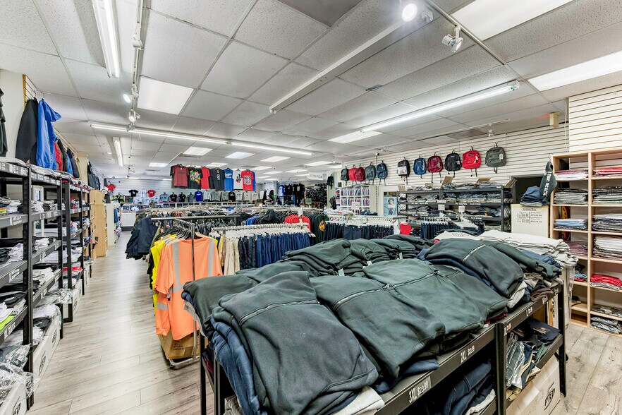 More Photos Of 730-740 N Long Beach Blvd, Long Beach Storefront For Lease