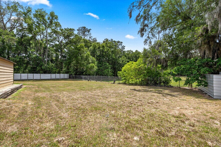 More Photos Of 2926 NE Jacksonville Rd, Ocala Freestanding For Sale