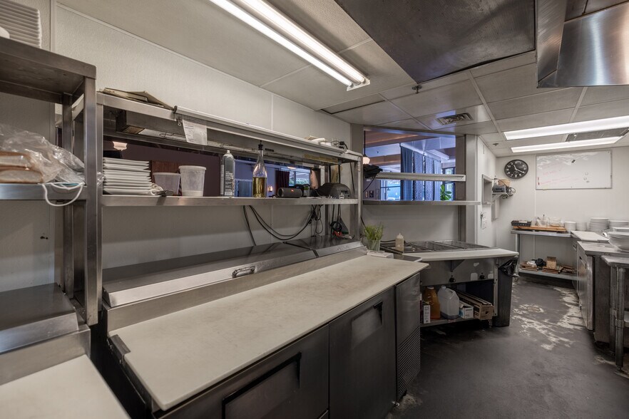 More Photos Of 743 Haywood Rd, Asheville Restaurant For Sale