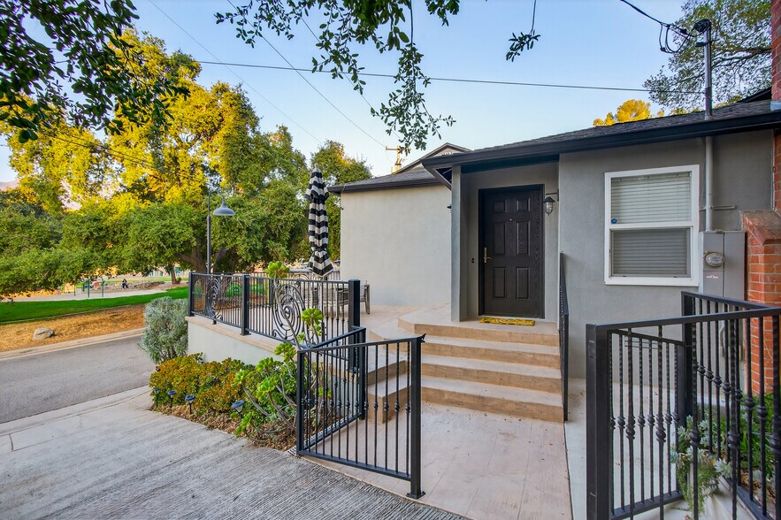 More Photos Of , Tujunga Multifamily For Sale