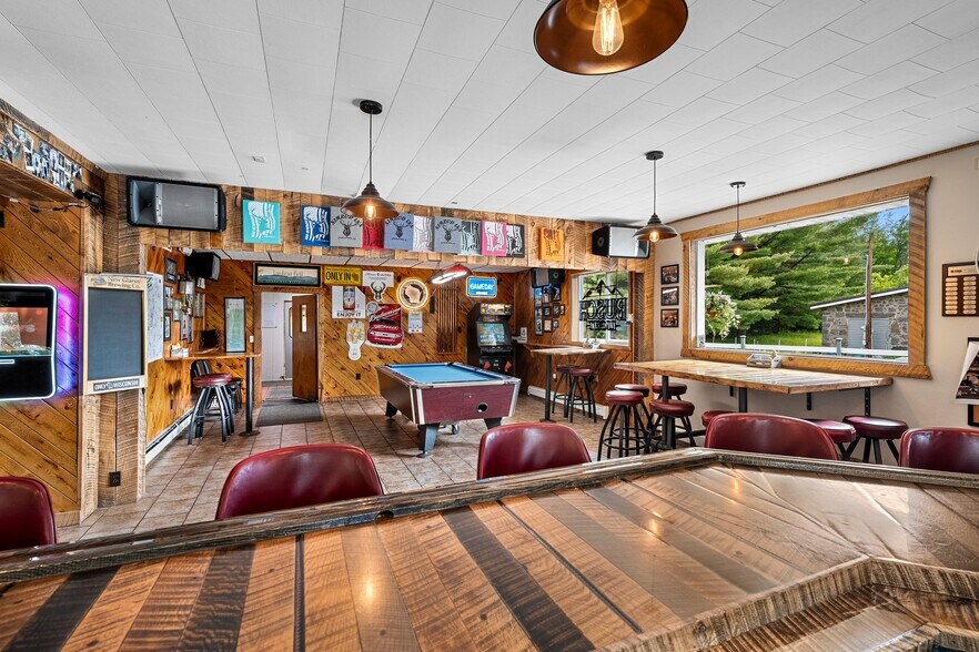 More Photos Of N12808 Northway Dr, Athelstane Restaurant For Sale