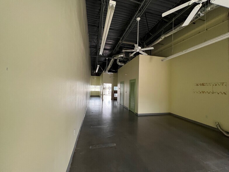 More Photos Of 1201 Longhorn Rd, Fort Worth General Retail For Lease