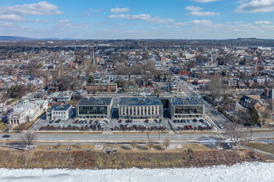 More Photos Of 2101 N Front St, Harrisburg Office For Lease
