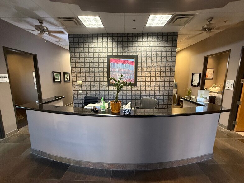 More Photos Of 2169 E Warner Rd, Tempe Office For Sale