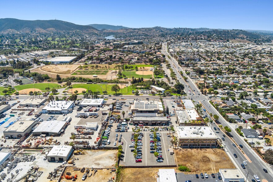 More Photos Of 365 S Rancho Santa Fe Rd, San Marcos Office For Lease