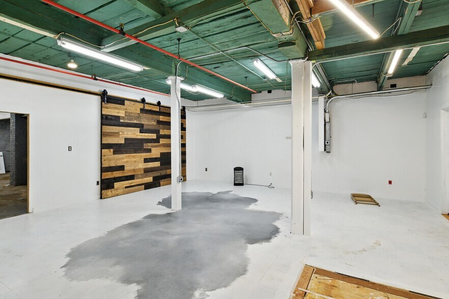 More Photos Of 100 Central St, Southbridge General Retail For Lease