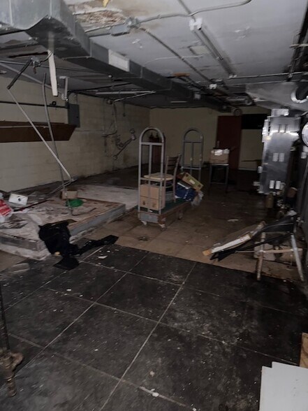 More Photos Of 520-528 Clarkson Ave, Brooklyn Storefront For Lease