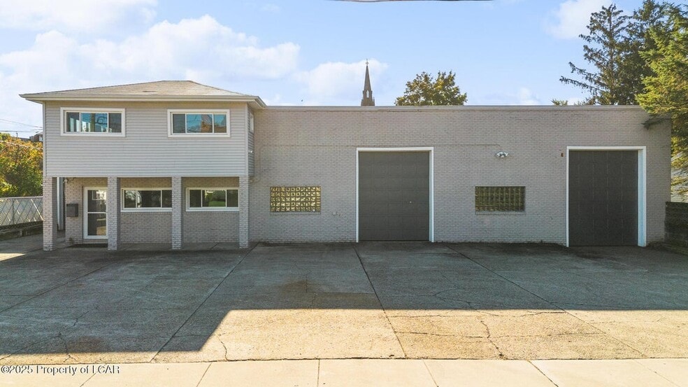 Primary Photo Of 36 Atherton Ave, Wyoming Flex For Sale