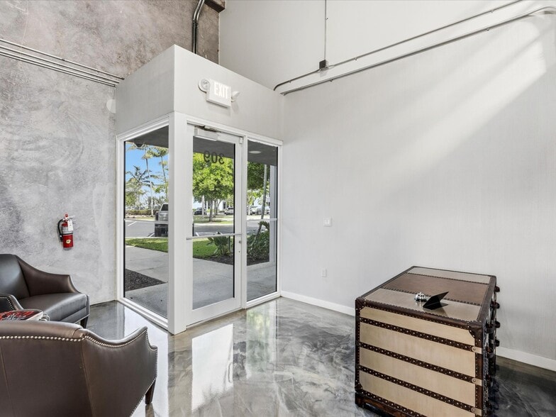 More Photos Of 15481 SW 12th St, Sunrise Flex For Sale