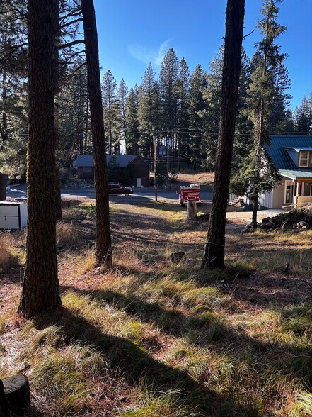 More Photos Of 305 N 3rd St, Mccall Freestanding For Sale