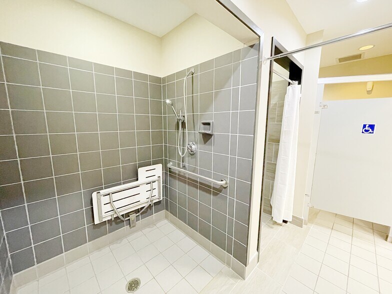 More Photos Of 1281 Murfreesboro Pike, Nashville Unknown For Lease