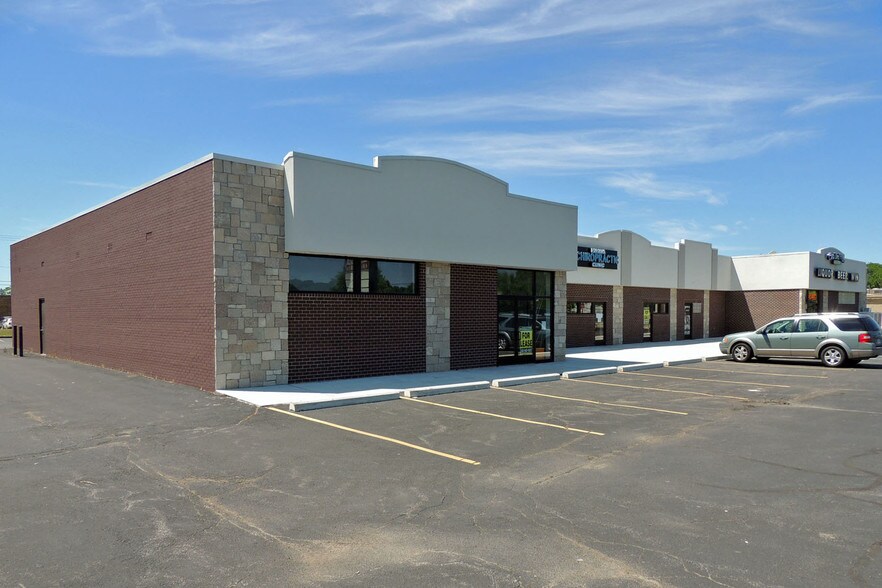 Primary Photo Of 1801-1871 King Rd, Trenton General Retail For Lease