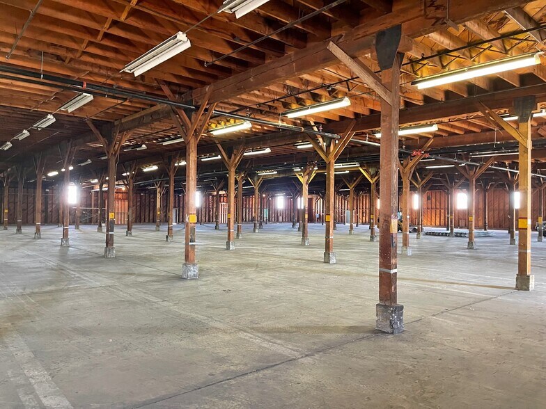 More Photos Of 55 Lodestone Way, Tooele Warehouse For Lease