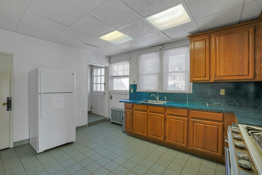 More Photos Of 162 Orange Ave, Suffern Office Residential For Sale