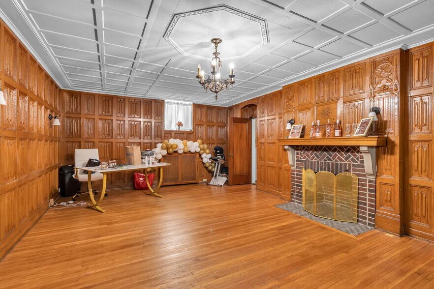 More Photos Of 2740 Main St, Buffalo Office Residential For Sale
