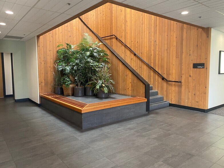 More Photos Of 190 S Orchard Ave, Vacaville Office For Lease