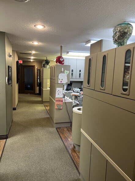 More Photos Of 5703-5713 NW 64th Ter, Kansas City Medical For Sale