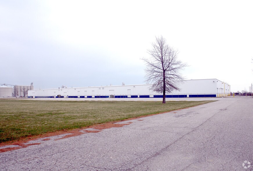 More Photos Of 500 N Rangeline Rd, Morristown Manufacturing For Sale