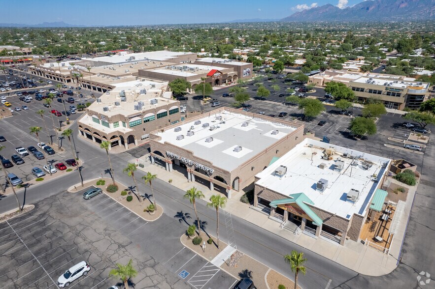 More Photos Of 2480 N Swan Rd, Tucson Unknown For Lease