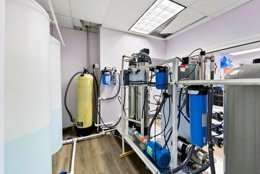 More Photos Of 283 Belmont Ave, Haledon Storefront Retail Residential For Sale