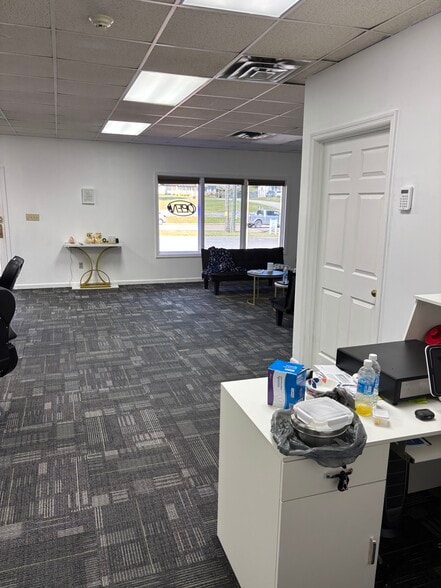 More Photos Of 642 Cosby Hwy, Newport General Retail For Lease