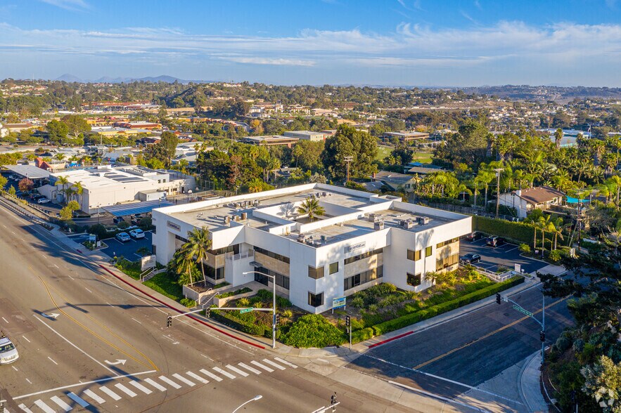 More Photos Of 505 Lomas Santa Fe Dr, Solana Beach Office For Lease