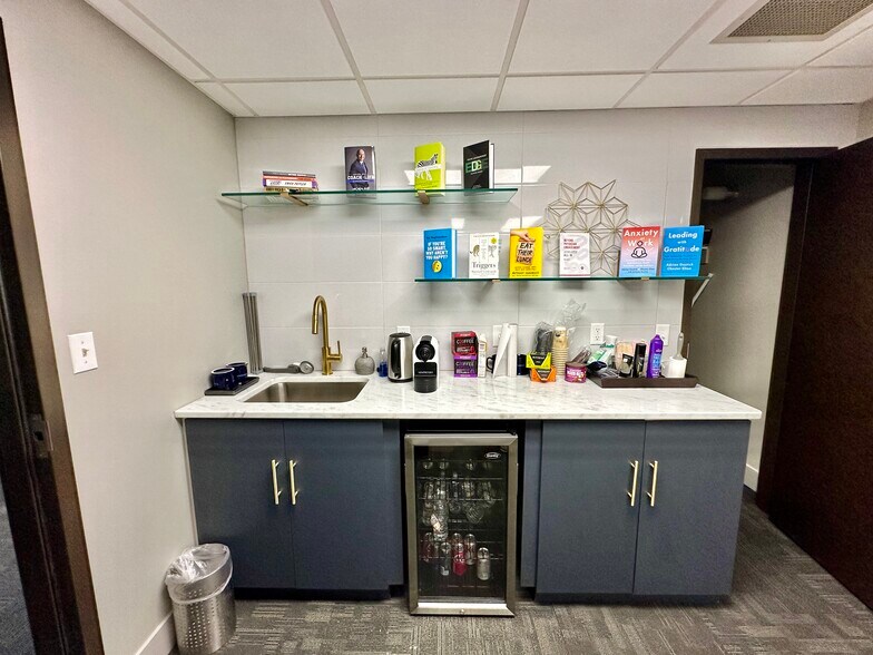 More Photos Of 1144 N St. Francis, Wichita Medical For Sale