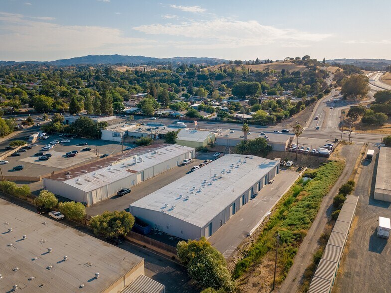 More Photos Of 420 N Buchanan Cir, Pacheco Warehouse For Lease